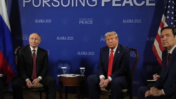 Саммит президентов США и России Дональда Трампа и Владимира Путина - Sputnik India