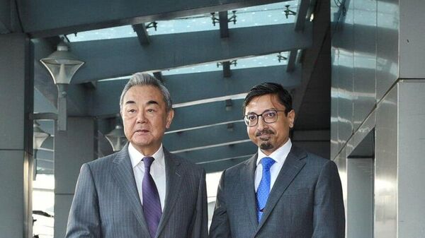 Chinese top diplomat Wang Yi lands in Delhi for key talks - Sputnik भारत