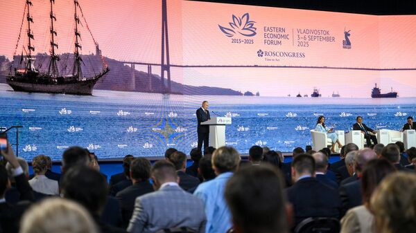 Russian President Vladimir Putin is taking part in the plenary session of the Eastern Economic Forum (EEF) on September 5 - Sputnik India