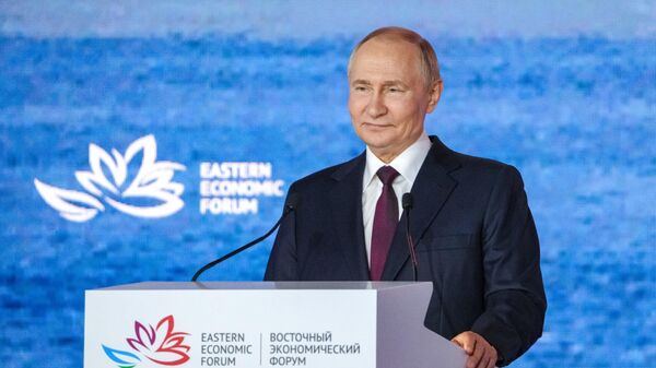 Russian President Vladimir Putin is taking part in the plenary session of the Eastern Economic Forum (EEF) on September 5 - Sputnik India