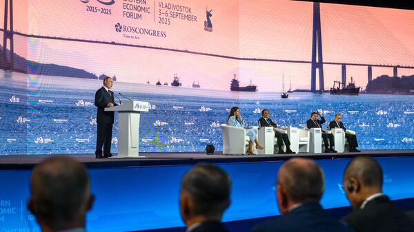 Russian President Vladimir Putin speaks during a plenary session of the 2025 Eastern Economic Forum (EEF) at the Far Eastern Federal University on Russky Island in Vladivostok, Russia. - Sputnik भारत