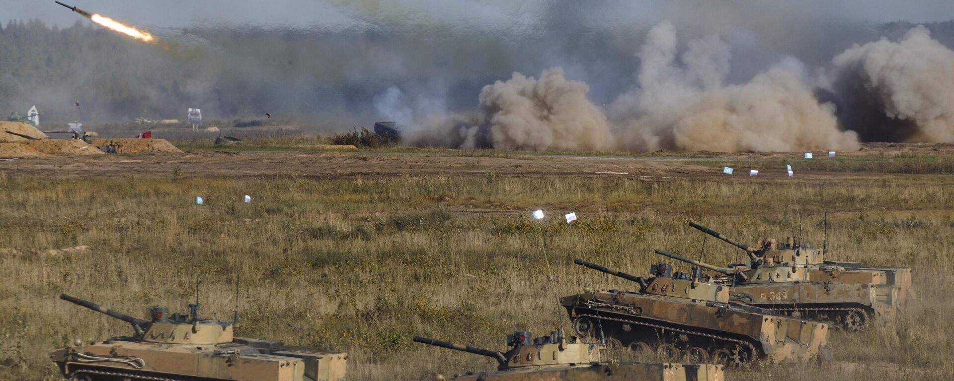 This photo released by the Russian Defense Ministry Press Service shows a joint strategic exercise of the Russian Federation and the Republic of Belarus Zapad-2021 at the Mulino training ground in the Nizhny Novgorod region, Russia, Sept. 11, 2021.  - Sputnik India, 1920, 13.09.2025