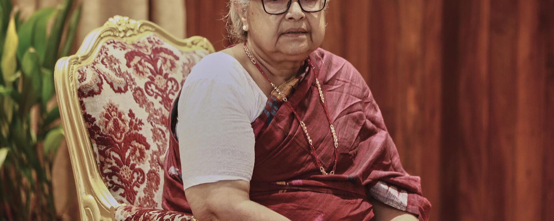 Former Supreme Court Chief Justice Sushila Karki attends her swearing-in ceremony as interim prime minister at the presidential residence in Kathmandu, Nepal, Friday, Sept. 12, 2025. (AP Photo/Sujan Gurung) - Sputnik India, 1920, 13.09.2025