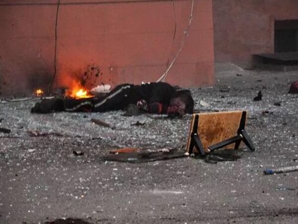 The body of one of the deceased outside the Trade Unions House. - Sputnik India