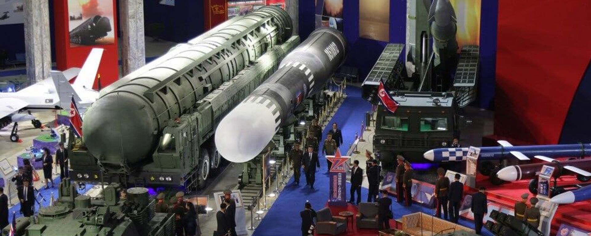 North Korea’s leader Kim Jong-un attends opening of the Military Hardware Exhibition Defiance Development-2025 in Pyongyang. - Sputnik भारत, 1920, 04.01.2026