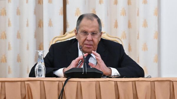 Russian Foreign Minister Lavrov talks to Arab media in Moscow - Sputnik India