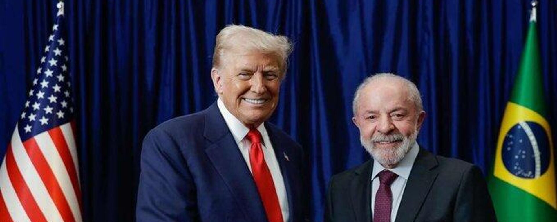 US President Donald Trump meets with Brazilian President Lula da Silva in Malaysia. - Sputnik भारत, 1920, 26.10.2025