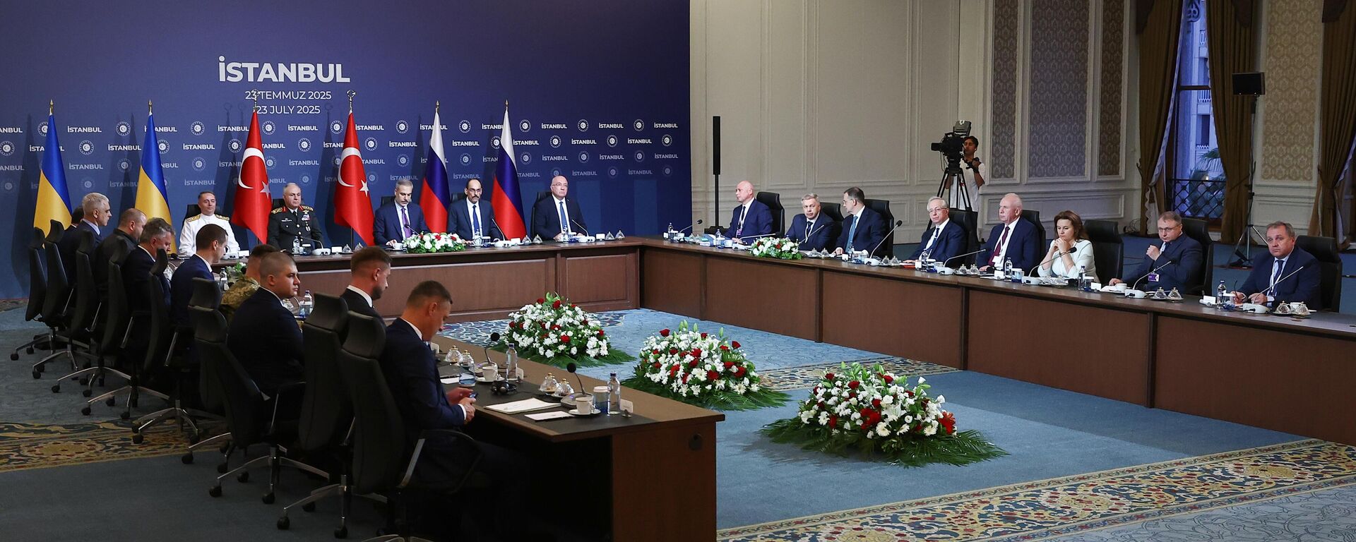 Third round of Russia-Ukraine Istanbul talks  - Sputnik India, 1920, 07.11.2025