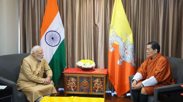 PM Modi, Bhutan's King Hold Talks to Strengthen Bilateral Ties - Sputnik भारत