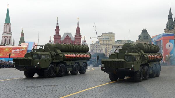 Transporters-launchers for S-400 Triumf missile systems at the final rehearsal of the military parade to mark the 73rd anniversary of Victory in the Great Patriotic War - Sputnik India