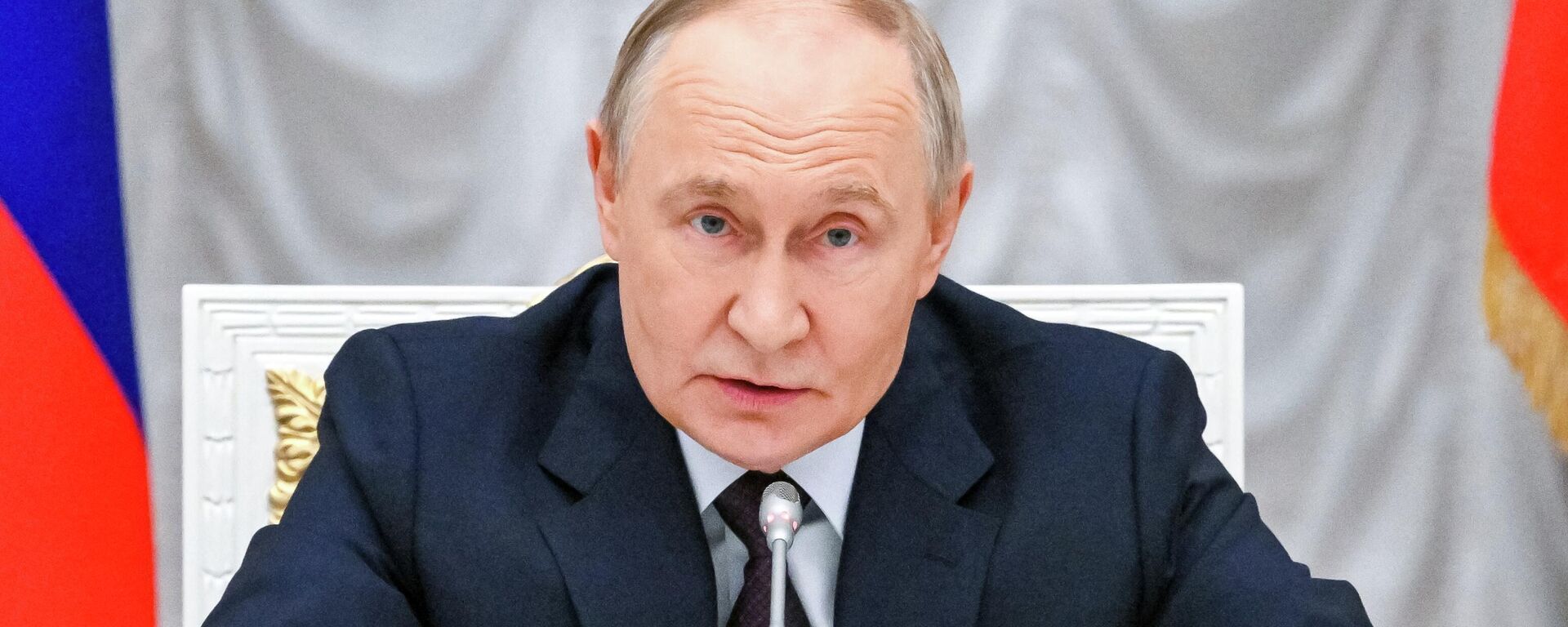 President Vladimir Putin speaks at a meeting of the Council for Interethnic Relations, November 5 - Sputnik India, 1920, 26.12.2025