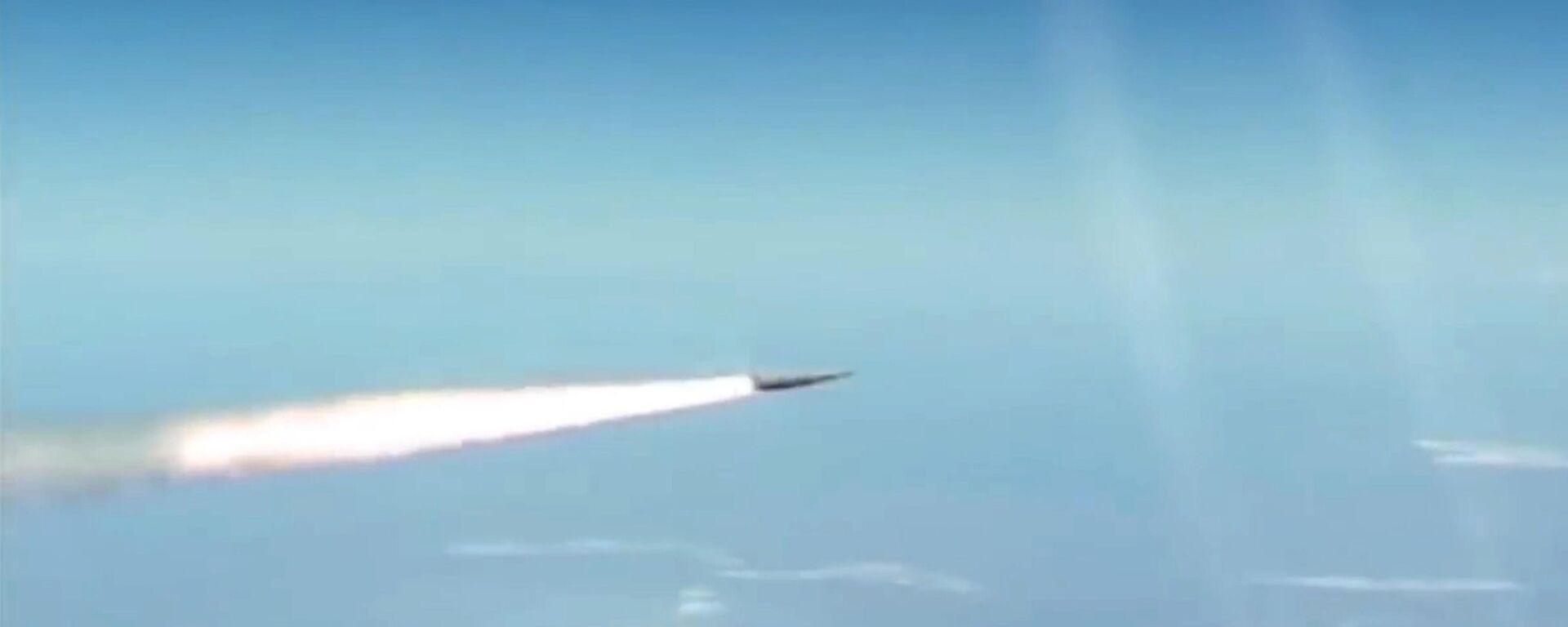 Russia's Kinzhal hypersonic air-launched ballistic missile. - Sputnik भारत, 1920, 13.12.2025