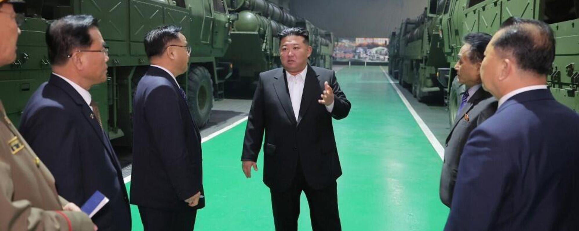 North Korean leader Kim Jong-un visits one of the country’s leading defense industrial enterprises. File photo - Sputnik India, 1920, 10.01.2026