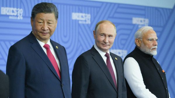 XVI саммит БРИКС. Совместное фотографирование глав делегаций стран БРИКС XVI саммит БРИКС. Совместное фотографирование глав делегаций стран БРИКС - Sputnik India