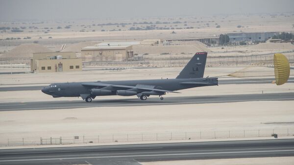 A B-52 Stratofortress from Barksdale Air Force Base, Louisiana, touches down at Al Udeid Air Base, Qatar, April 9, 2016. - Sputnik भारत