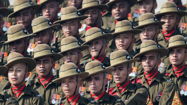 Indian soldiers march during the Republic Day parade in New Delhi, India, January 26, 2026. - Sputnik भारत