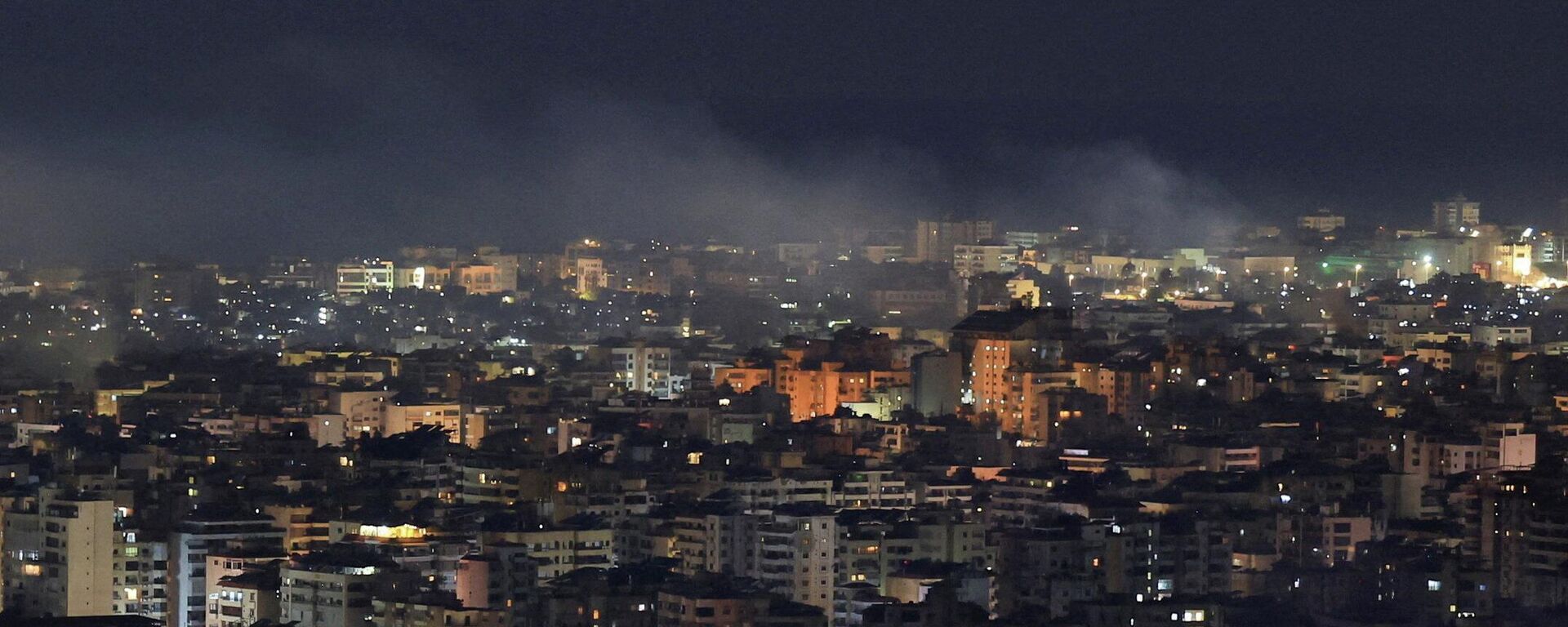 Smoke rises after Israeli strikes in Beirut's southern suburbs, Lebanon, March 2, 2026. - Sputnik भारत, 1920, 04.03.2026
