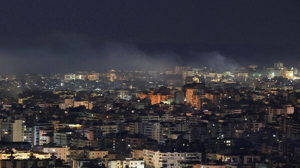 Smoke rises after Israeli strikes in Beirut's southern suburbs, Lebanon, March 2, 2026. - Sputnik भारत