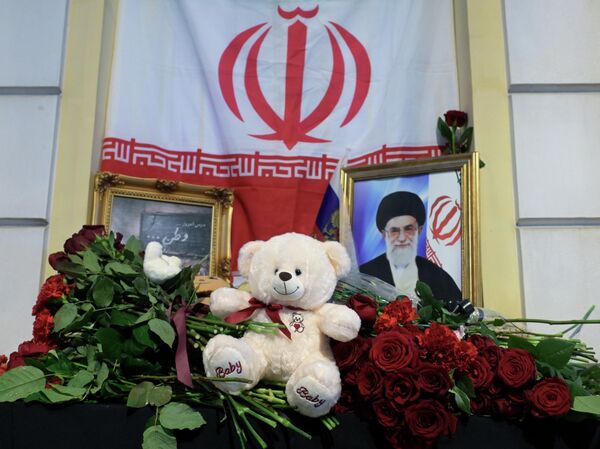 The situation outside the Iranian Embassy in Moscow following the death of the country’s Supreme Leader, Ali Khamenei. - Sputnik भारत