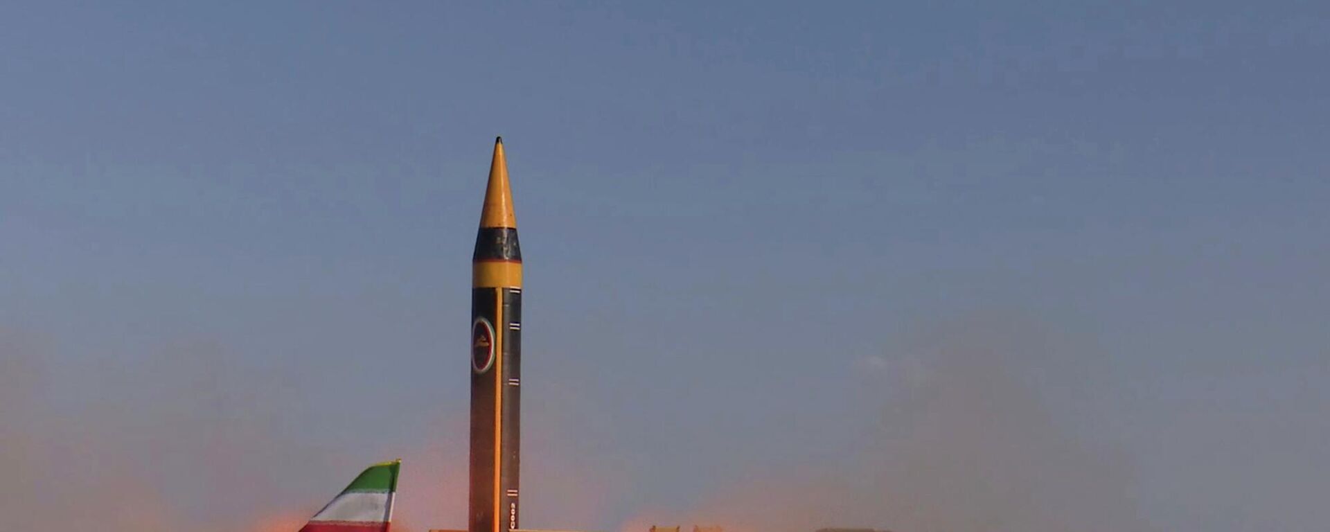 In this photo released by the Iranian Defense Ministry on May 25, 2023, Khorramshahr-4 missile is launched at an undisclosed location, Iran (Iranian Defense Ministry via AP) - Sputnik भारत, 1920, 23.03.2026