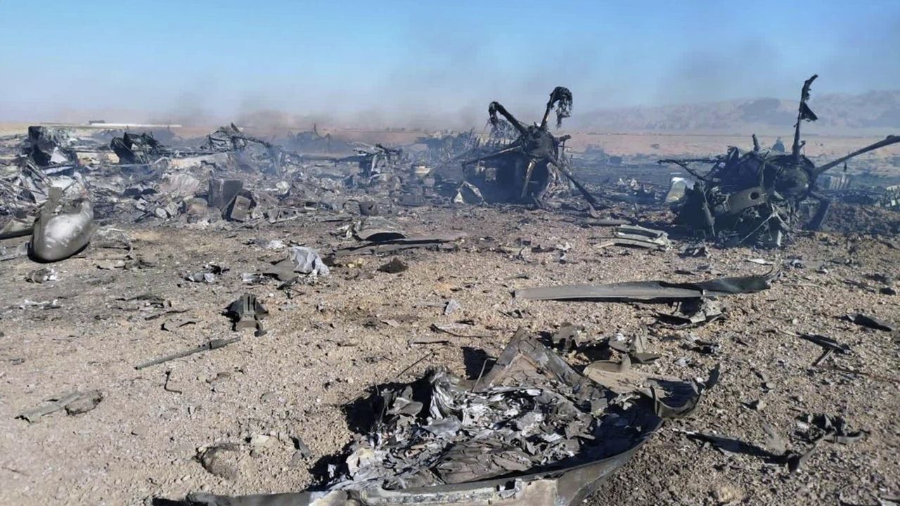 US Bombs Its Own Aircraft During Rescue Mission in Iran: IRGC - 06.04. ...