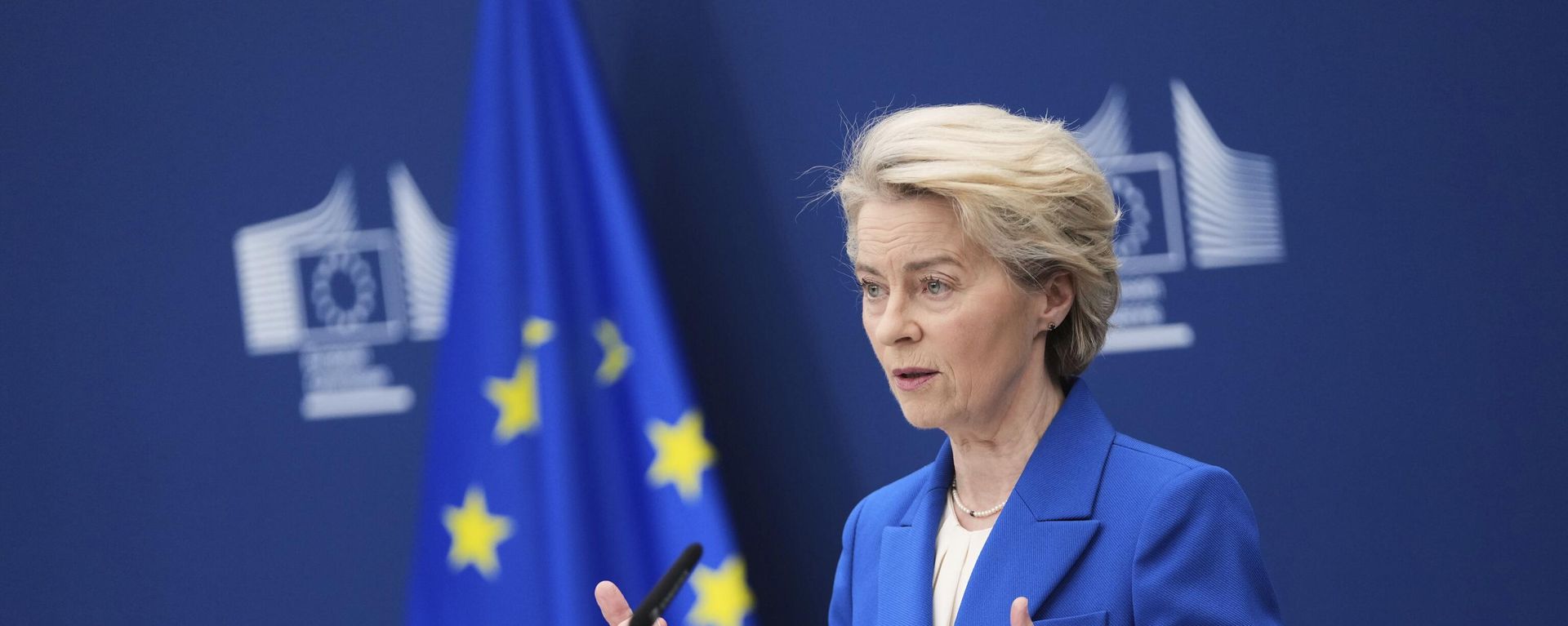 European Commission President Ursula von der Leyen speaks during a media conference on the defense package at EU headquarters in Brussels, Tuesday, March 4, 2025.  - Sputnik भारत, 1920, 25.06.2026