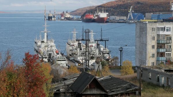 In this Sunday, Sept. 22, 2013 file photo ships dock at the piers at the seaport town of Murmansk on the Kola peninsula in Russia.  - Sputnik भारत