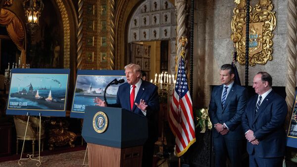US President Donald Trump, Defense Secretary Pete Hegseth, and Secretary of Navy John Phelan, presenting the US Golden Fleet initiative - Sputnik India