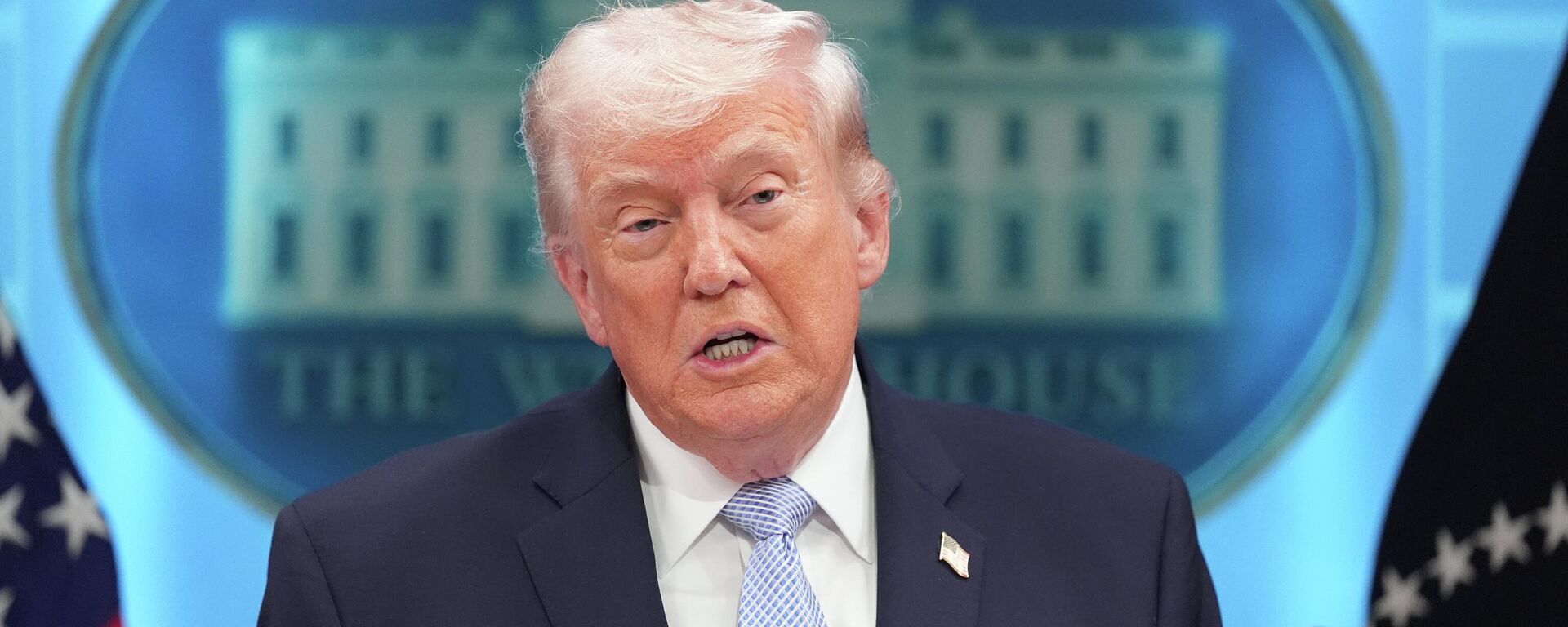 President Donald Trump speaks with reporters in the James Brady Press Briefing Room at the White House, Monday, April 6, 2026, in Washington - Sputnik भारत, 1920, 05.05.2026