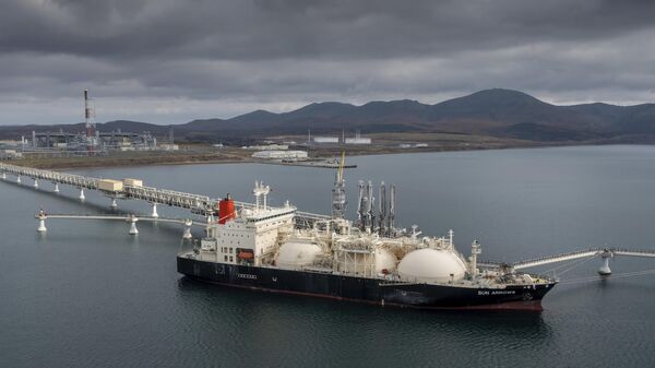 The tanker Sun Arrows loads its cargo of liquefied natural gas from the Sakhalin-2 project in the port of Prigorodnoye, Russia, on Friday, Oct. 29, 2021 - Sputnik India