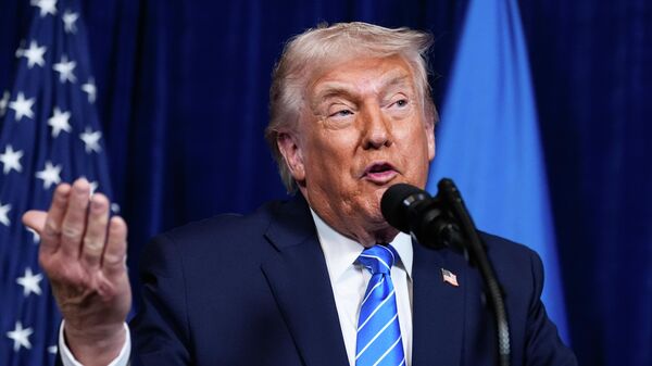 President Donald Trump speaks during a joint news conference with Volodymyr Zelensky following a meeting at his Mar-a-Lago club, Sunday, Dec. 28, 2025, in Palm Beach, Fla - Sputnik India