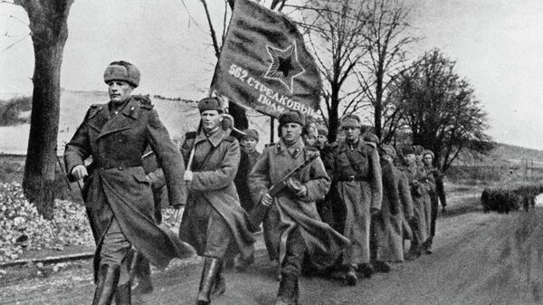 562 rifle regiment during march, February 1945 - Sputnik India