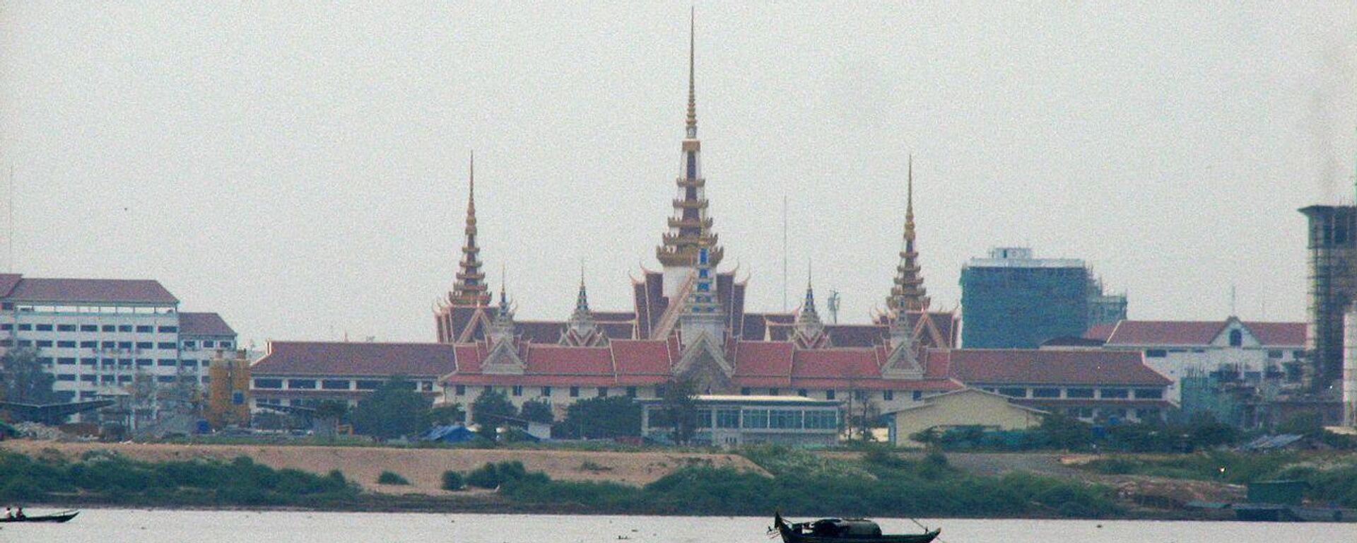 Royal Palace, Phnom Penh Cambodia Royal Palace, Phnom Penh Cambodia - Sputnik India, 1920, 12.05.2026