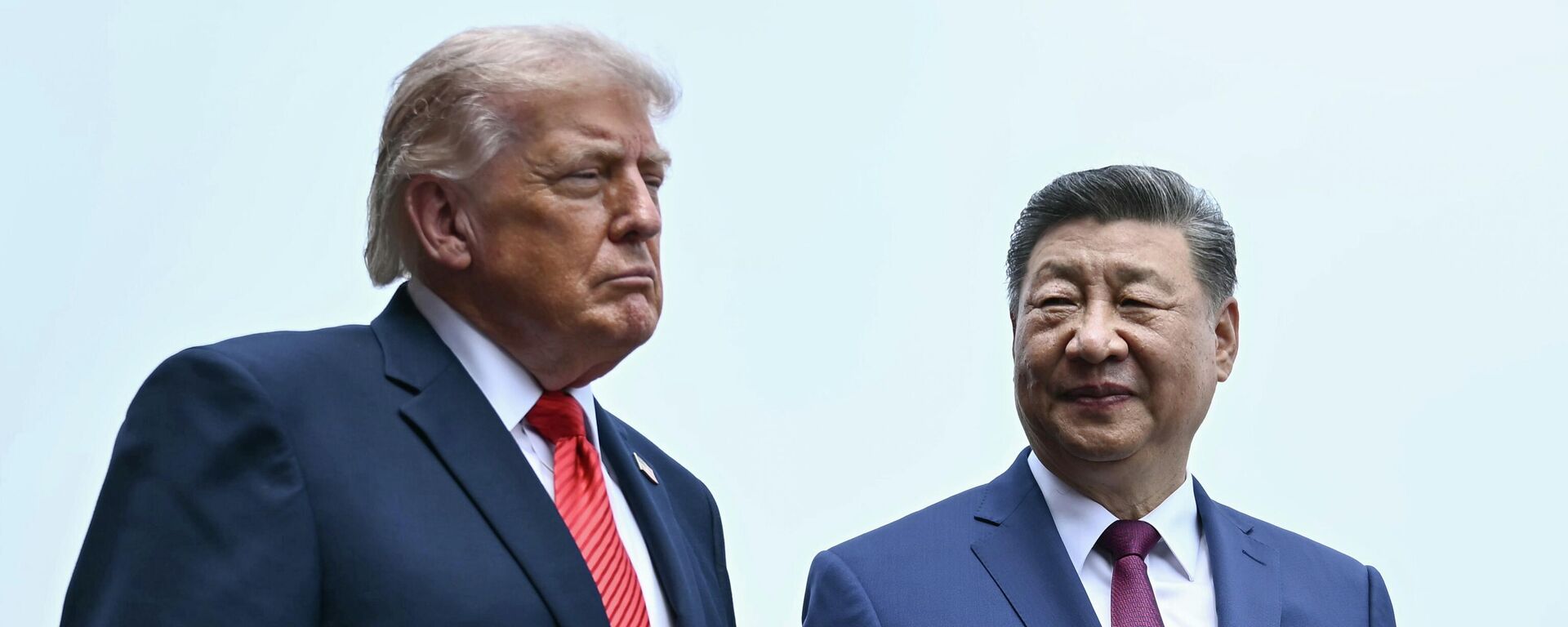 China's President Xi Jinping, right, and U.S. President Donald Trump visit the Temple of Heaven in Beijing Thursday, May 14, 2026. - Sputnik भारत, 1920, 14.05.2026