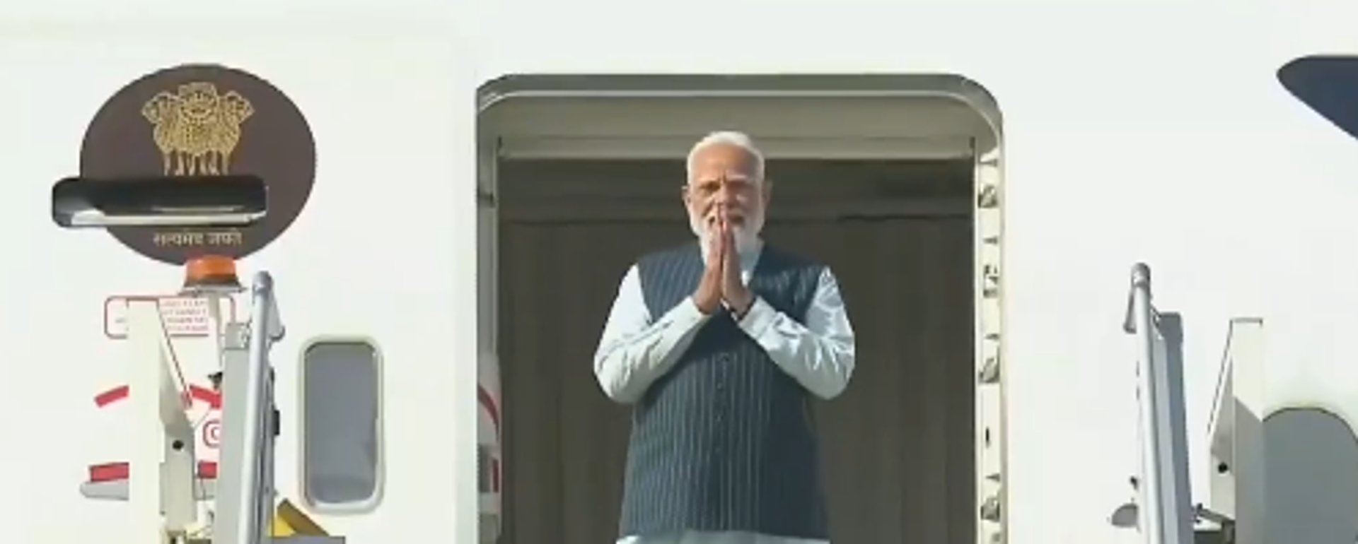 Indian Prime Minister Narendra Modi has departed Delhi for the UAE as he embarks on his five-nation tour. - Sputnik India, 1920, 15.05.2026