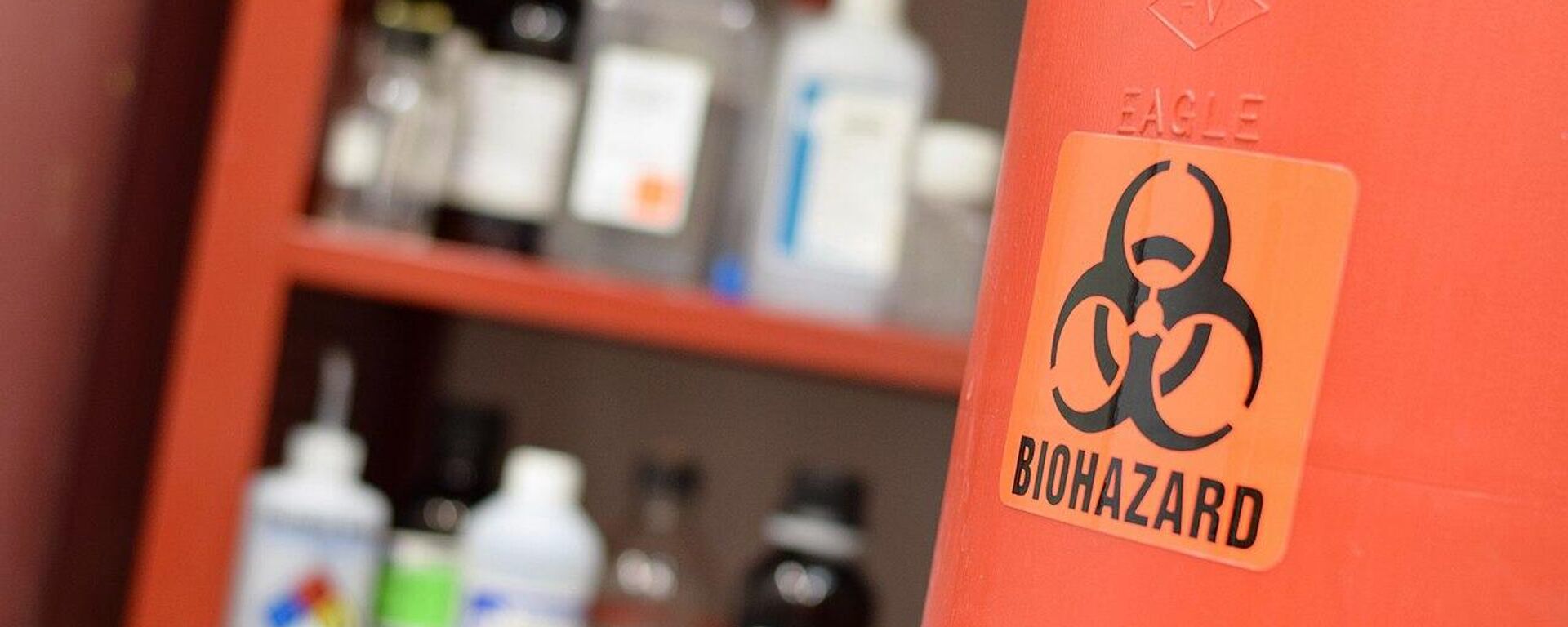  Biohazard chemical cabinet - Sputnik भारत, 1920, 15.05.2026