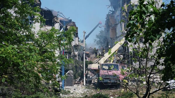 The aftermath of Ukraine's drone attack on a school and a dormitory in the Lugansk People's Republic - Sputnik India