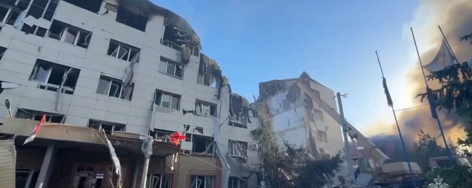 Three people have been pulled from the rubble of the dormitory in Starobelsk that was struck by Ukrainian forces - Sputnik भारत, 1920, 23.05.2026