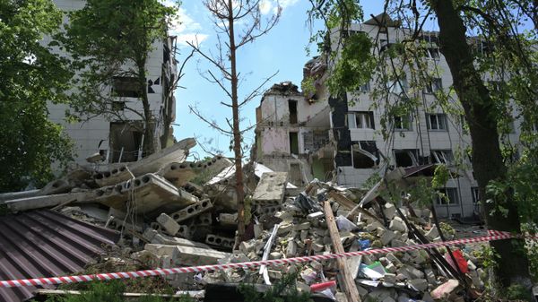 Foreign Journalists Come Face to Face With Starobelsk Tragedy - Sputnik India