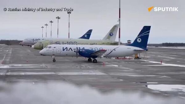 🔥🇷🇺 रूस ने पूरी तरह से स्वदेशी Il-114-300 विमान के केबिन निर्माण को सार्वजनिक किया - Sputnik भारत