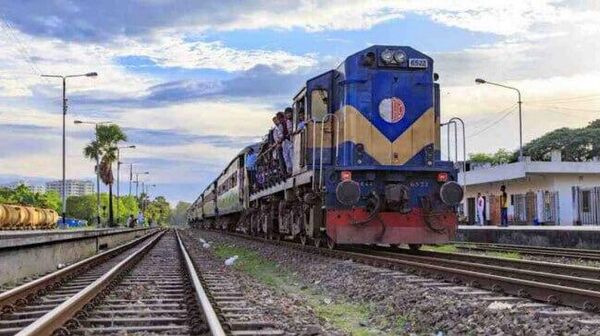 🚨🇮🇳🇧🇩 क्षेत्रीय सहयोग: भारत 2 महीने में बांग्लादेश रेलवे को 20 डिब्बों वाली पहली ट्रेन की आपूर्ति करेगा - Sputnik भारत