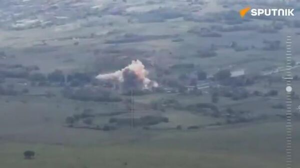 💥🇷🇺 Russian FAB-500 air bombs pulverise Ukrainian drone command centres and troop positions — turning them into nothing but craters and dust in seconds - Sputnik India