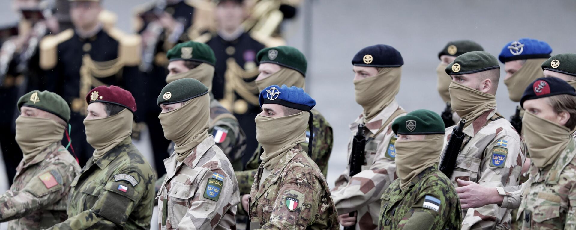 Soldiers from the European Task force Takuba march during the annual Bastille Day parade on the Champs-Elysees in Paris, Wednesday July 14, 2021 - Sputnik India, 1920, 10.06.2026