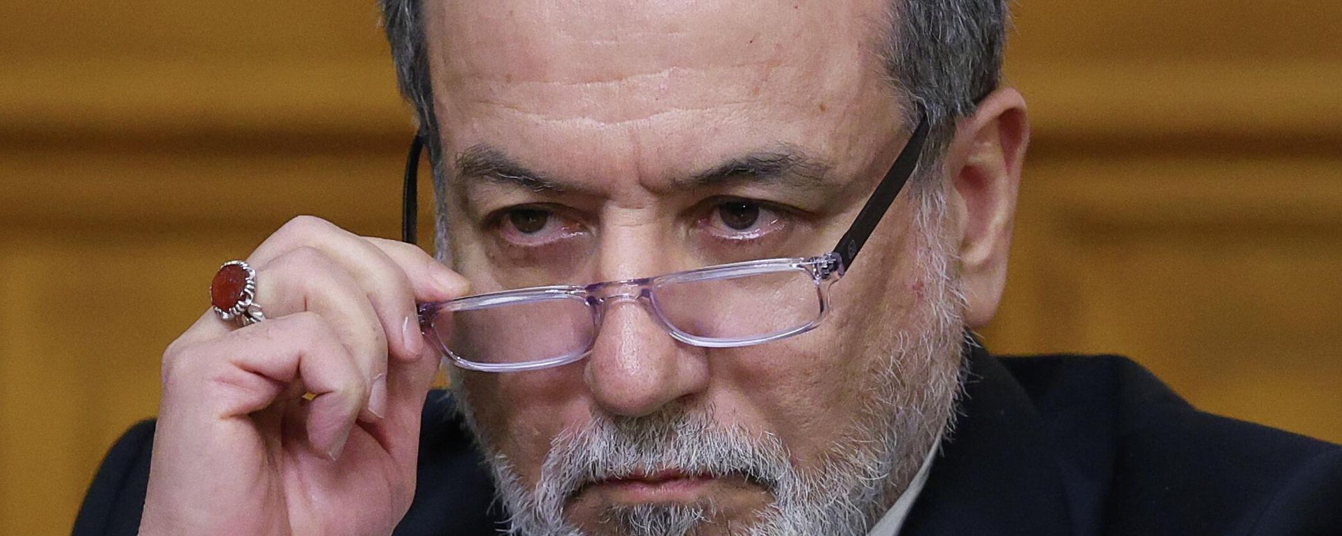 Iranian Foreign Minister Abbas Araghchi looks on during a joint news conference with Russian Foreign Minister Sergey Lavrov at Zinaida Morozova's Mansion in Moscow, Wednesday, Dec. 17, 2025. (Ramil Sitdikov/Pool Photo via AP) - Sputnik भारत, 1920, 13.08.2026