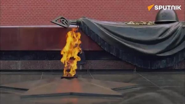 🇷🇺 रूस में महान देशभक्तिपूर्ण युद्ध में जान गंवाने वालों की याद में एक मिनट का मौन - Sputnik भारत