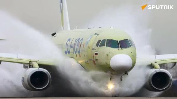 🚨🇷🇺रूस के SJ-100 विमान के लिए रूसी कंपनी रोस्टेक द्वारा स्वदेशी PD-8 इंजन के पहले बैच का उत्पादन शुरू - Sputnik भारत