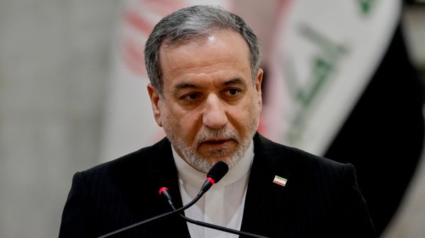 Iranian Foreign Minister Abbas Araghchi speaks during a news conference with his Iraqi counterpart Fouad Hussein after their meeting at the foreign ministry in Baghdad, Iraq, Sunday, June 28, 2026.  - Sputnik भारत