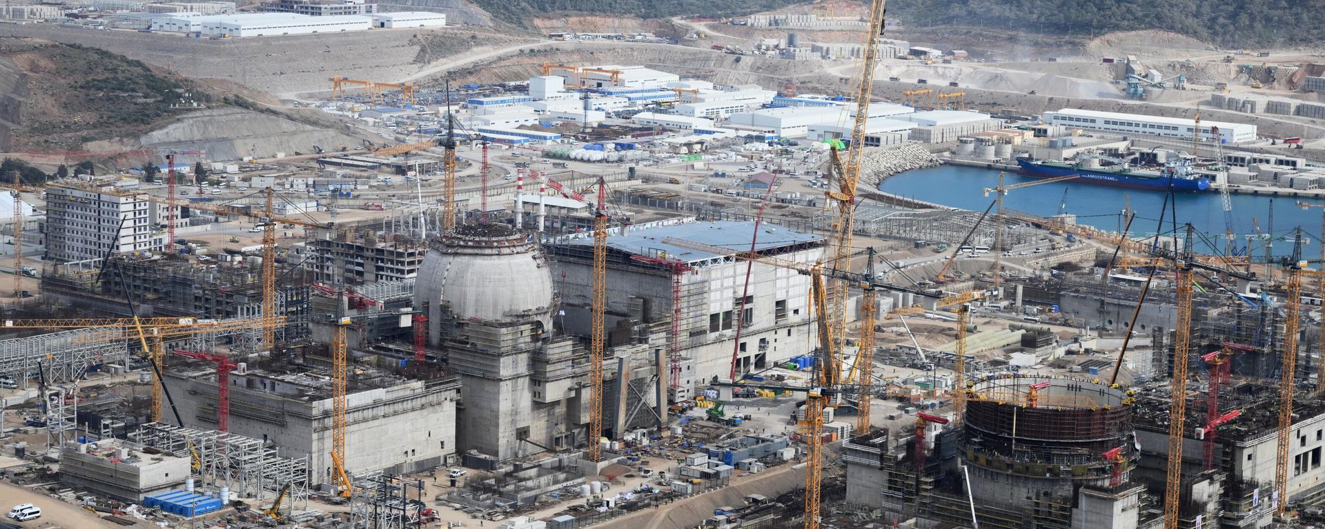Turkiye's Akkuyu nuclear power plant which is currently under construction by Russian state nuclear corporation Rosatom. - Sputnik India, 1920, 29.06.2026