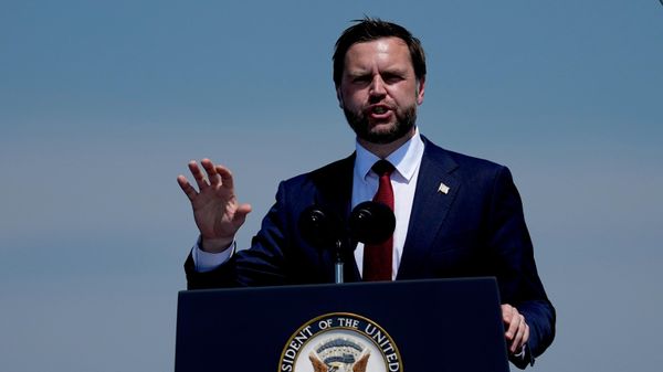 Vice President JD Vance speaks on the flight deck of the USS Kearsarge (LHD-3) in the New York harbor during The International Naval Review honoring America's 250th Anniversary, Saturday, July 4, 2026, in New York - Sputnik India