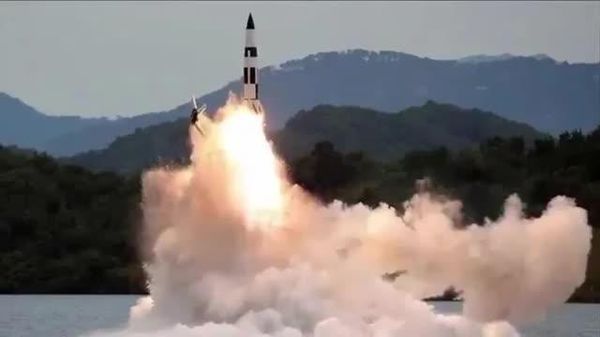 🚨🇨🇳China conducts Submarine-Launched Ballistic Missile test - Sputnik India